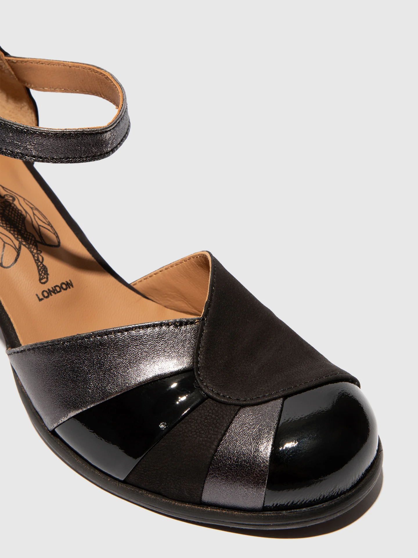 Heel Shoes BESH087FLY BLACK/BLACK/BLACK - Image 4