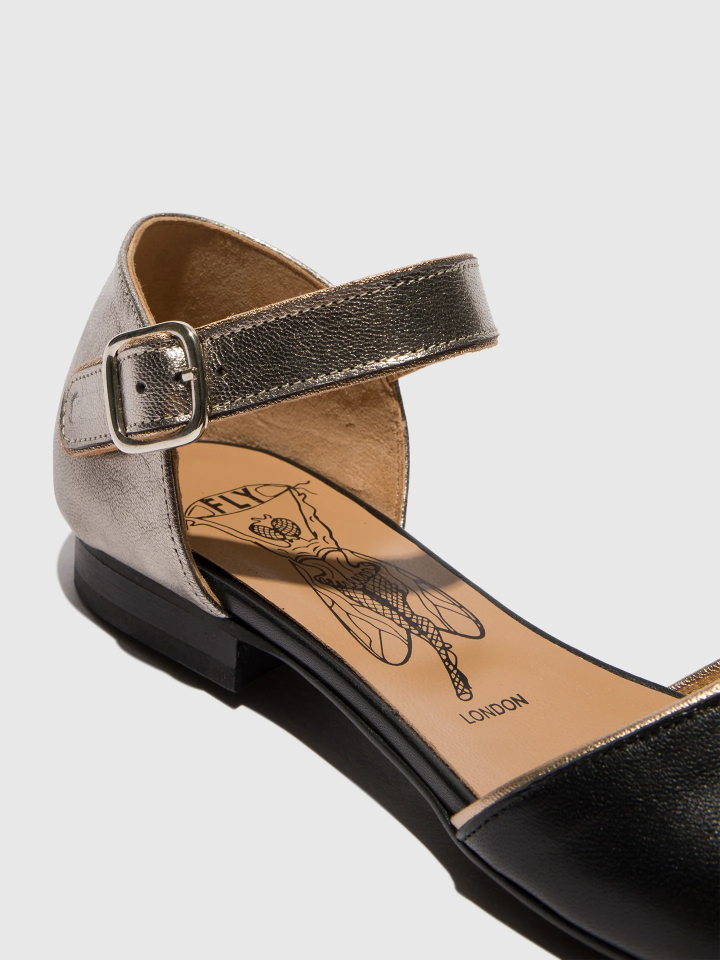 Pointed Toe Shoes SARJ266FLY BLACK/GRAPHITE/SILVER - Image 4