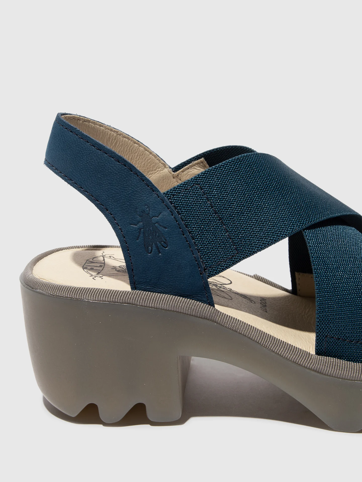 Crossover Sandals TAJI502FLY BLUE - Image 4