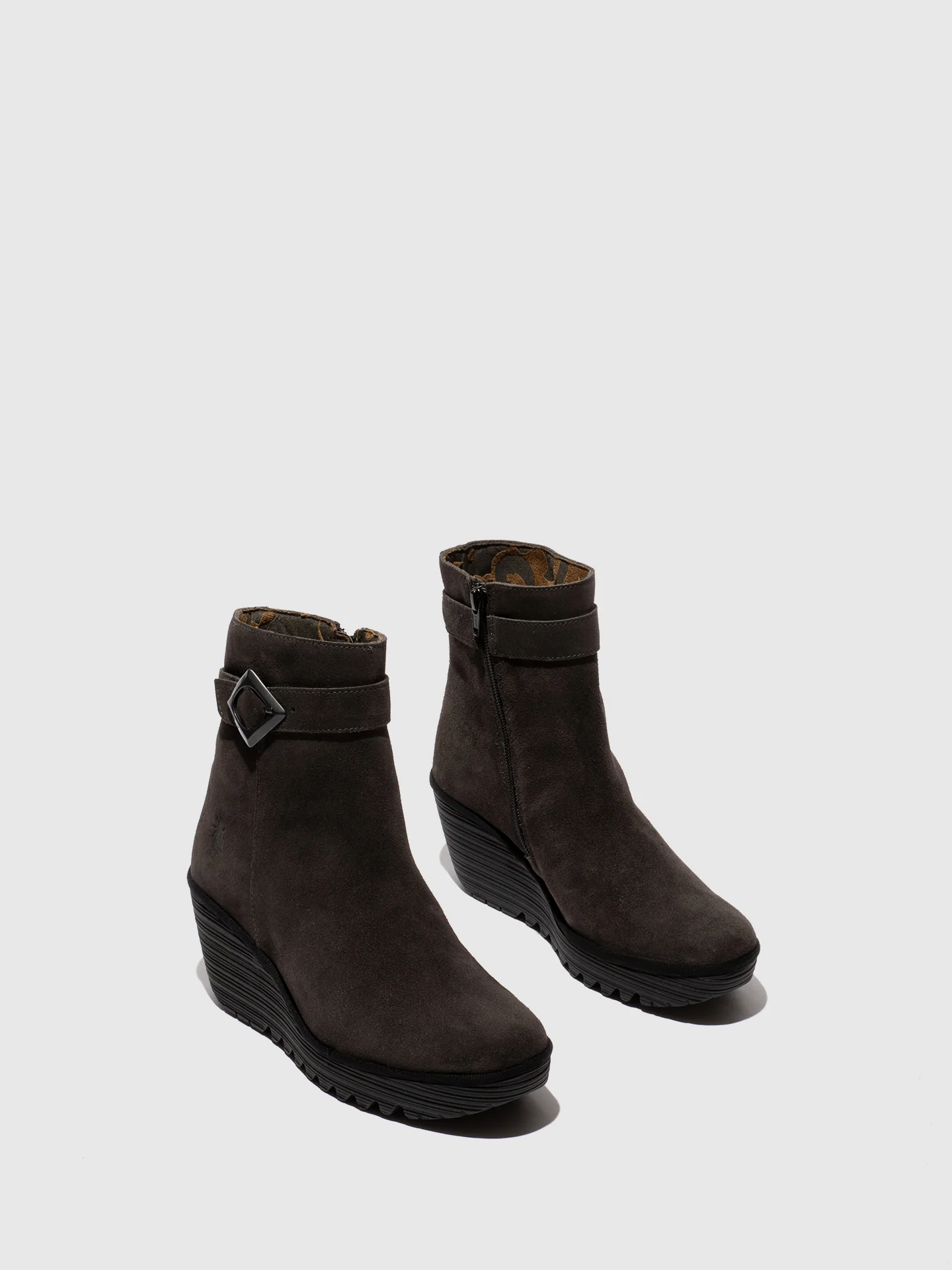 Buckle Ankle Boots YUJI596FLY DIESEL - Image 2
